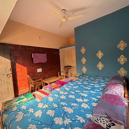 Dandeli Nakadi Home Stay Bagian luar foto