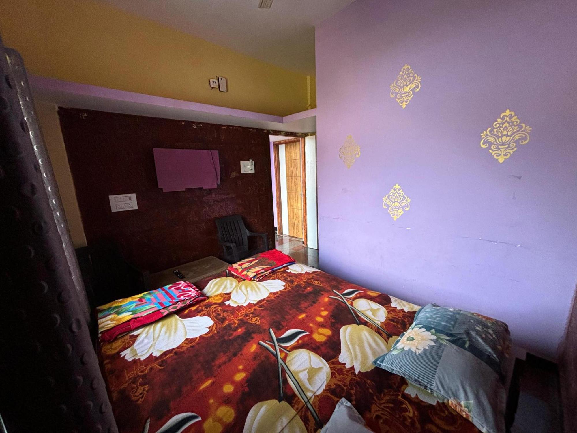 Dandeli Nakadi Home Stay Bagian luar foto