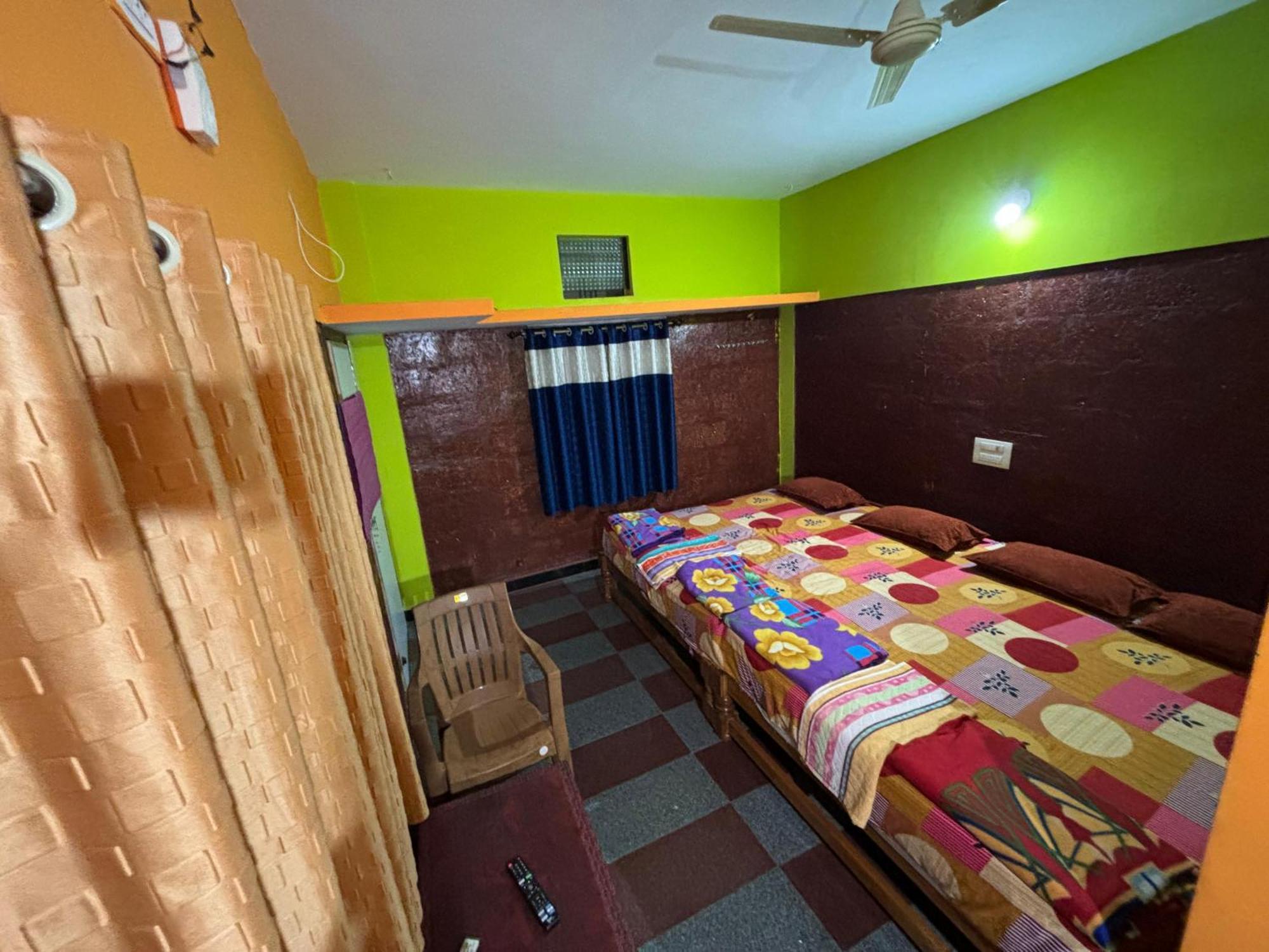 Dandeli Nakadi Home Stay Bagian luar foto