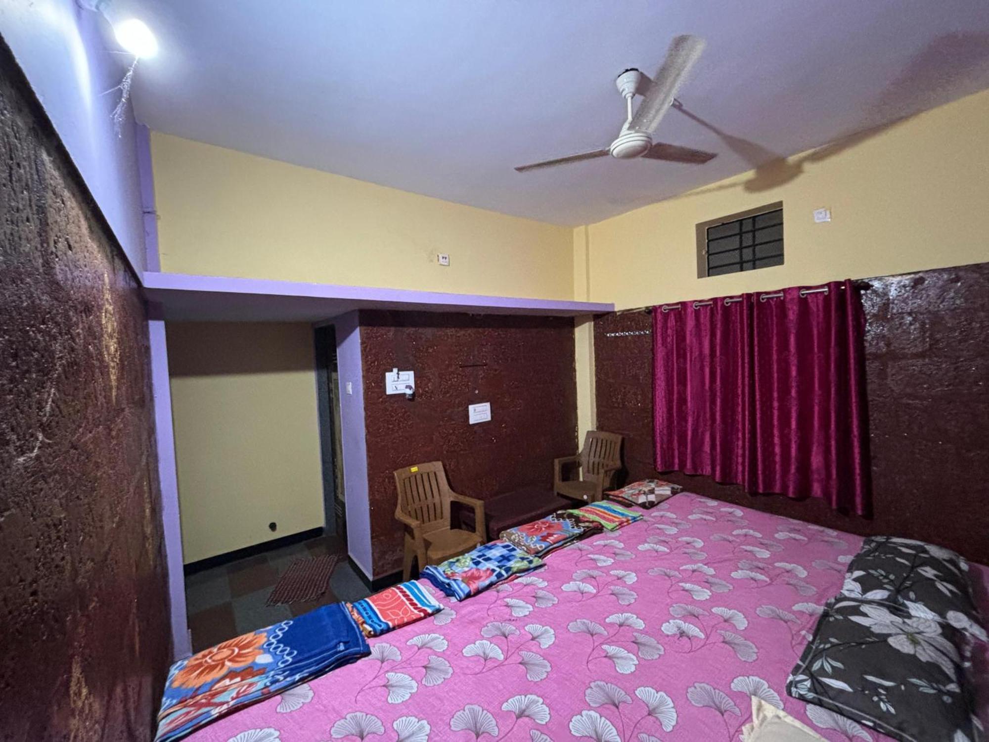 Dandeli Nakadi Home Stay Bagian luar foto